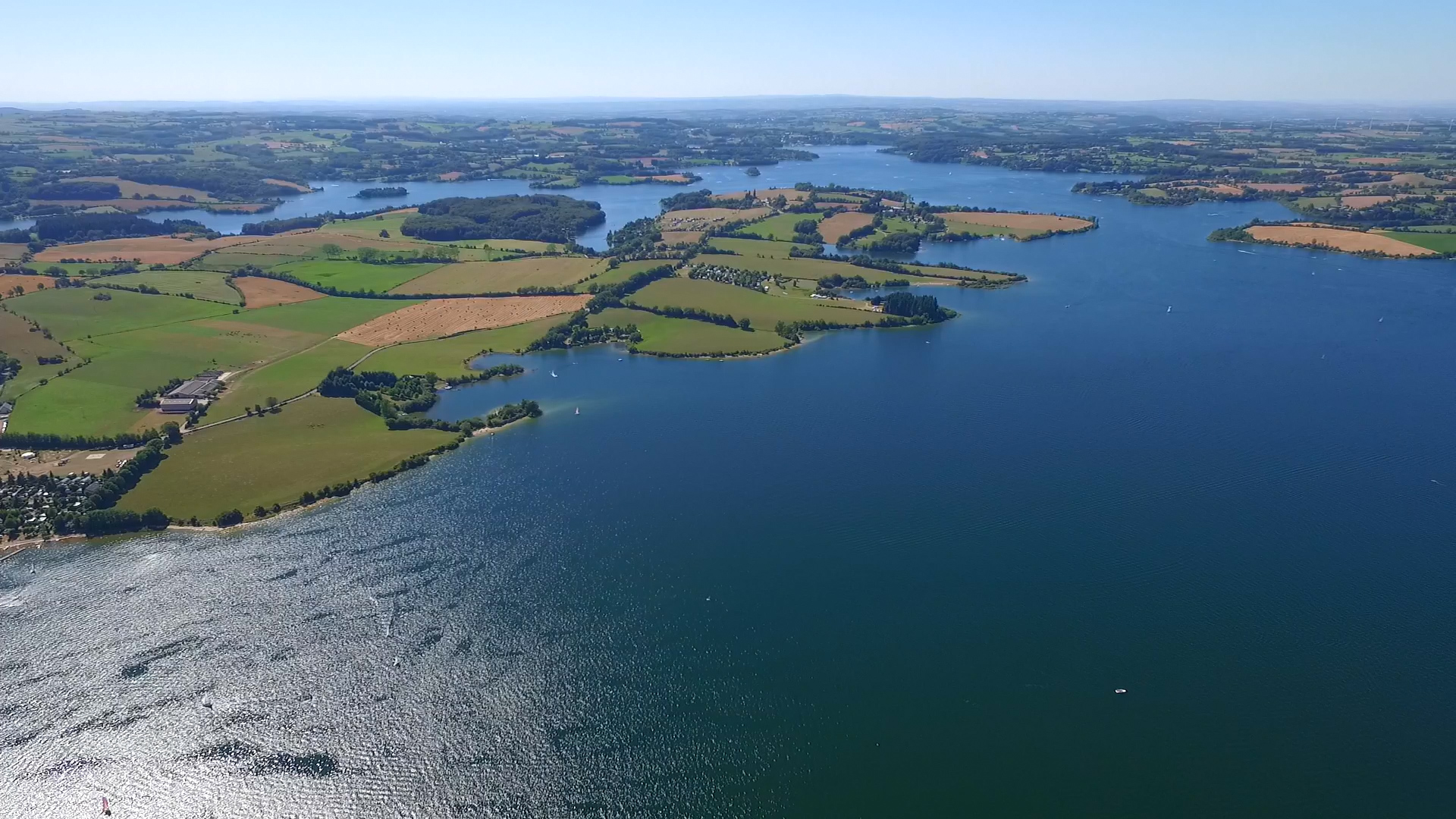 Lacs et plages - Lévézou Monts & Lacs